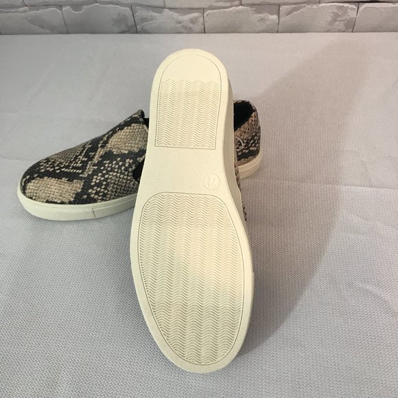 Women's Reese Memory Foam Insole Sneakers - Picture 7 of 8